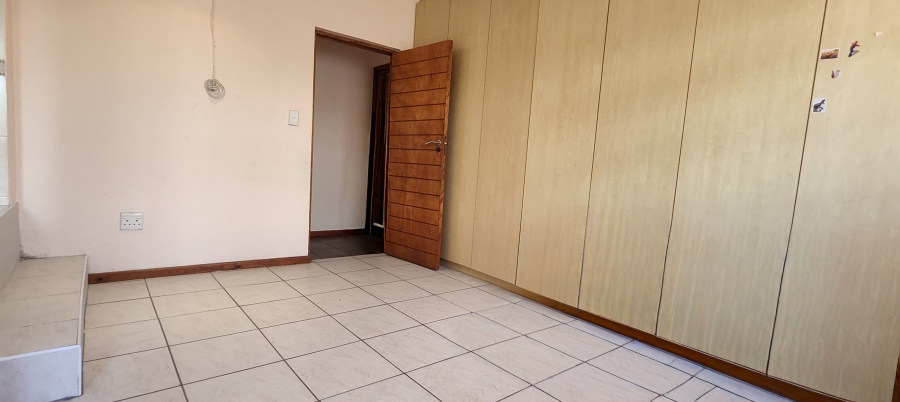 To Let 4 Bedroom Property for Rent in Newton Park Eastern Cape